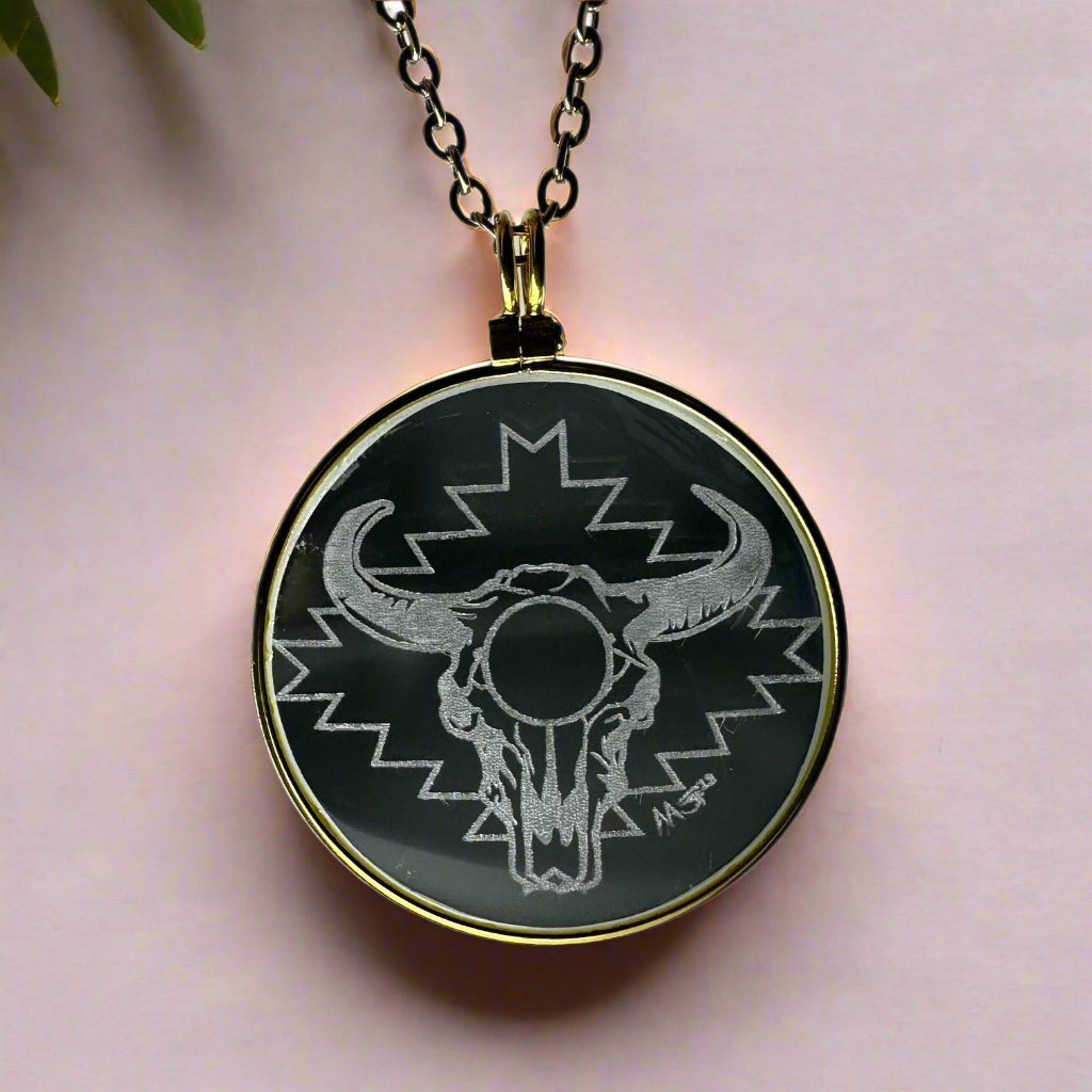 The Buffalo Magnifying Glass Solar Lighter Pendant Necklace