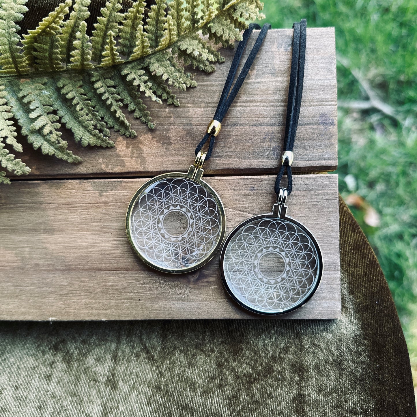 Flower of Life Necklace, Solar Lighter, Magnifying Glass Necklace, Sustainable Jewelry, Cannabis Accessory